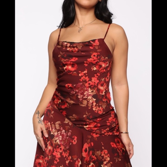 ‘More to Give’ Satin Burgundy Floral Maxi Dress - Picture 4 of 4